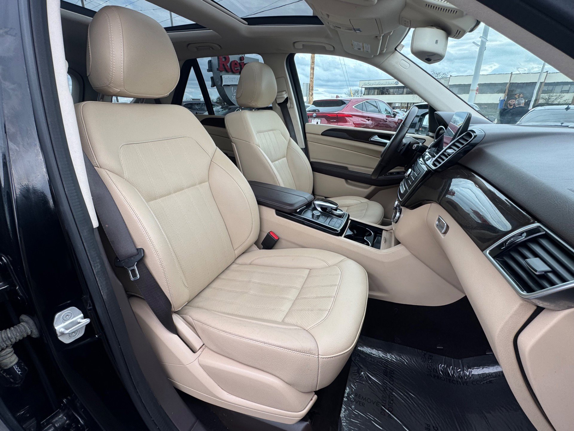 Used 2017 Mercedes-Benz GLE 350 4MATIC image 32