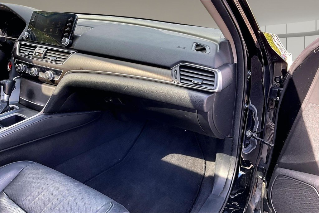 Used 2018 Honda Accord EX-L image 16