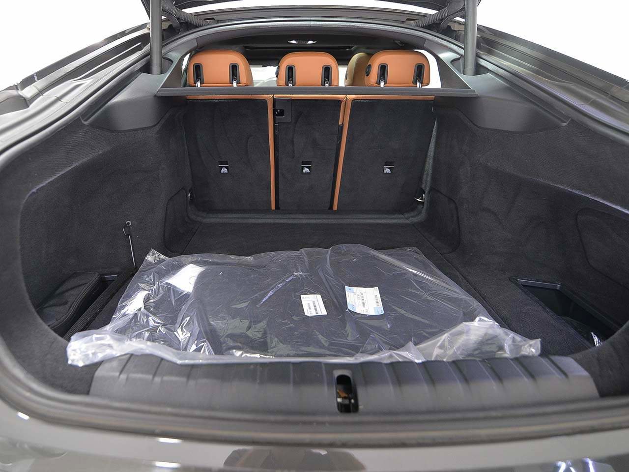 Certified 2023 BMW i4 eDrive35 w/ Premium Package RWD image 12