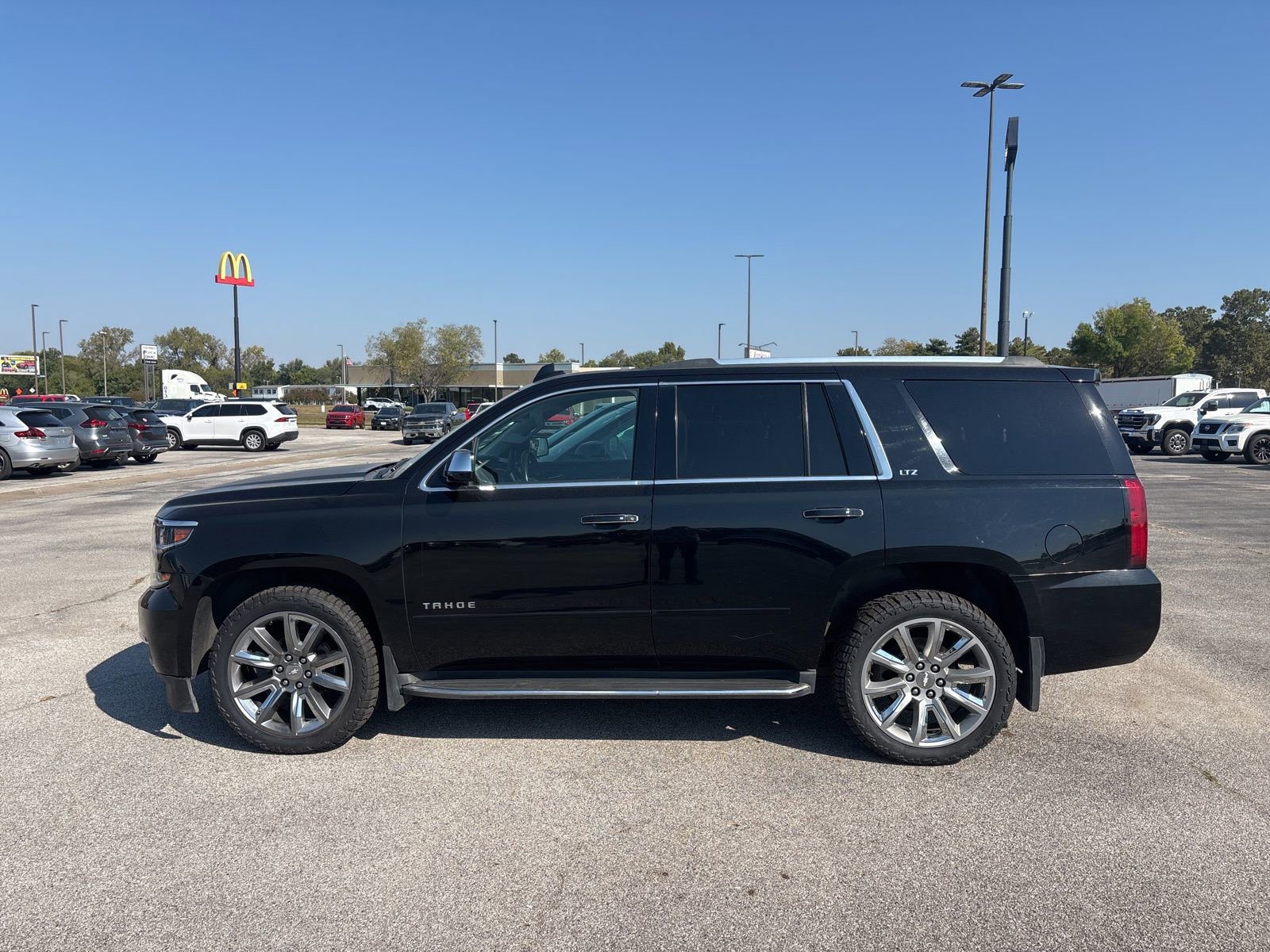 Used 2016 Chevrolet Tahoe LTZ image 3