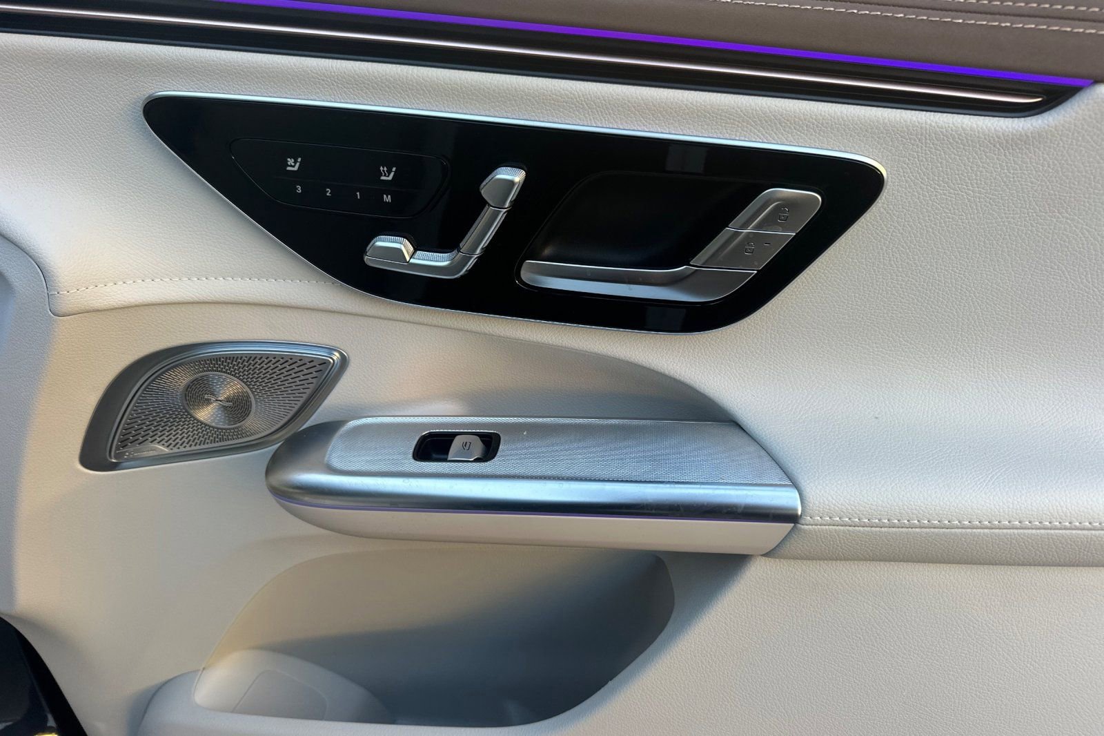 Certified 2023 Mercedes-Benz EQE 350+ 4MATIC SUV image 35