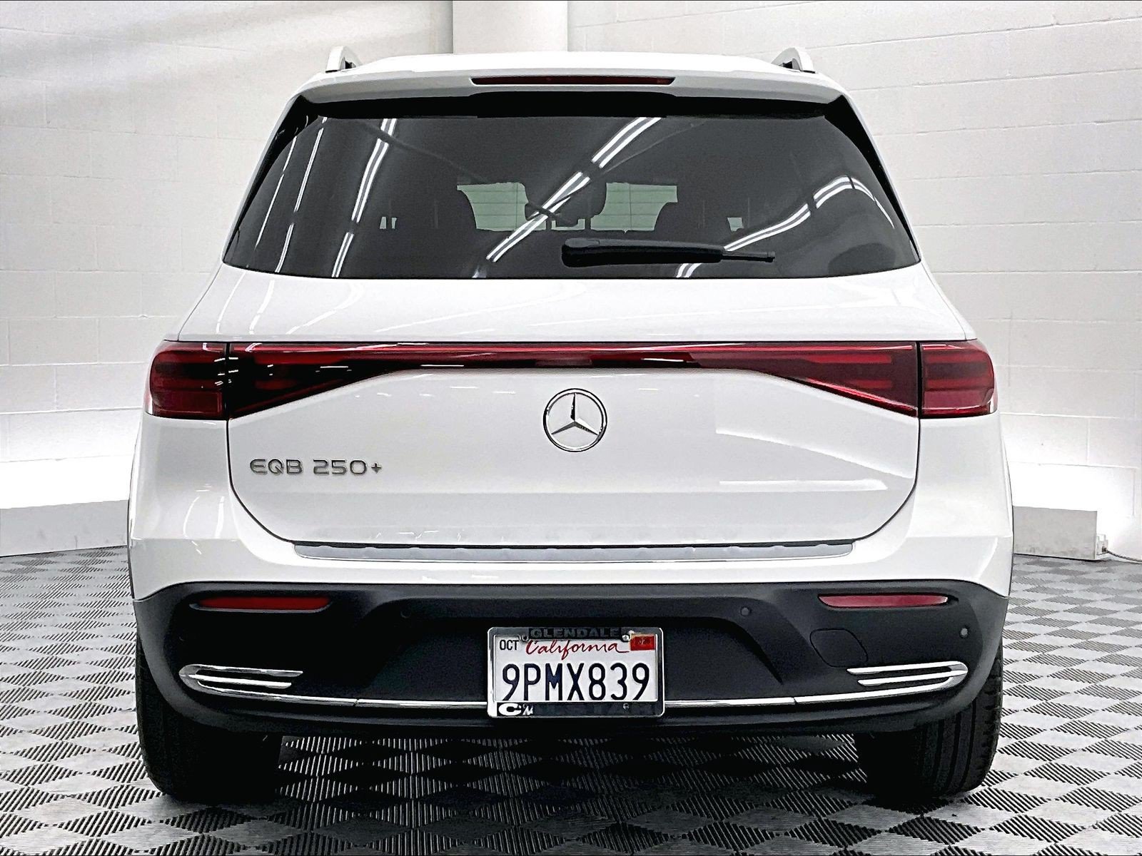 Certified 2024 Mercedes-Benz EQB 250+ image 3