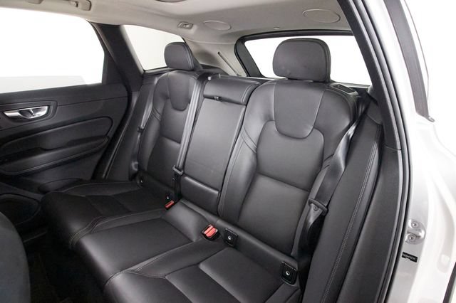 Certified 2023 Volvo XC60 B6 Ultimate w/ Climate Package AWD/4WD image 21