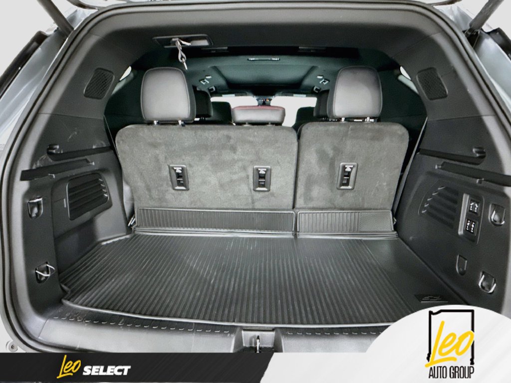 Used 2026 Chevrolet Traverse RS AWD/4WD image 31