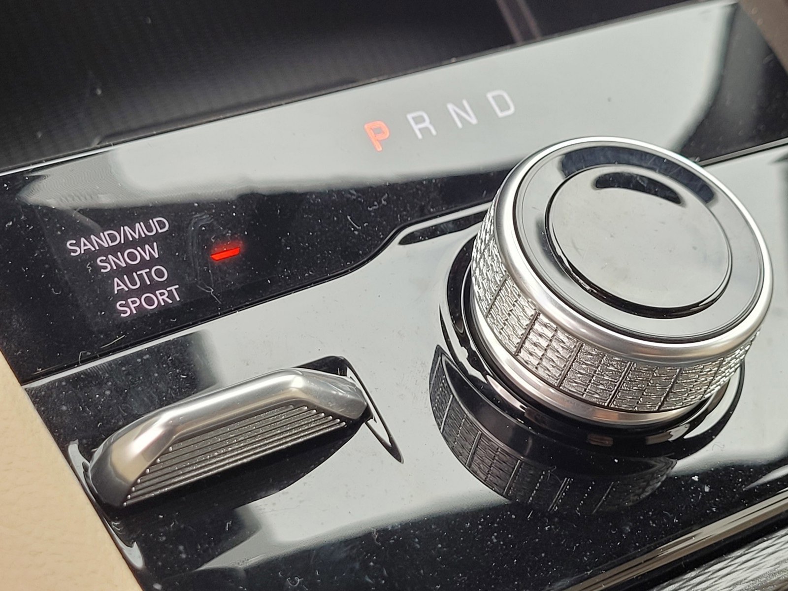 New 2025 Jeep Grand Cherokee Limited w/ Luxury Tech Group II image 20