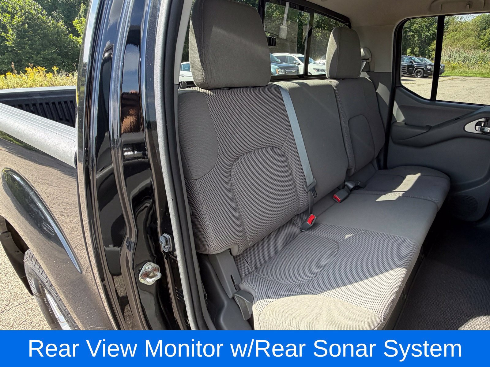 Used 2019 Nissan Frontier SV w/ Value Truck Package AWD/4WD image 31