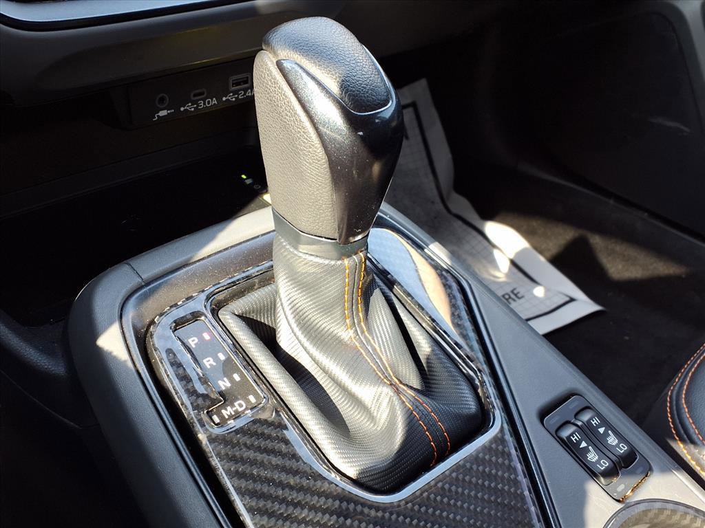 Used 2024 Subaru Crosstrek 2.5i Limited w/ Crosstrek Mirror Package image 8