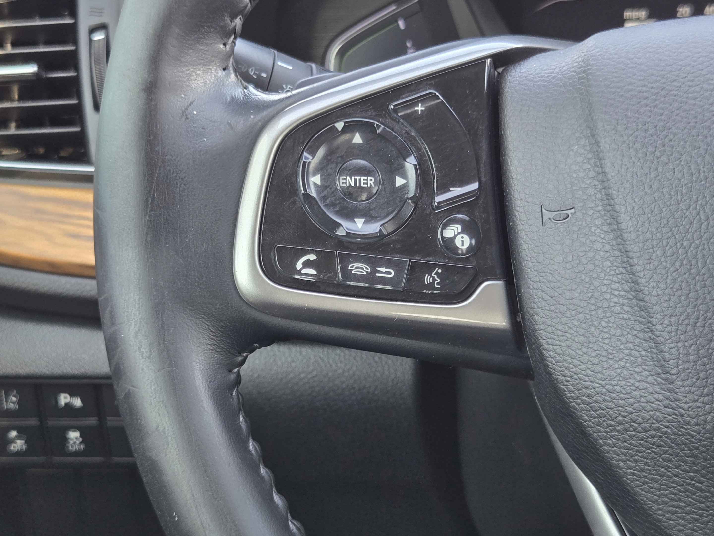 Used 2021 Honda CR-V Touring image 25