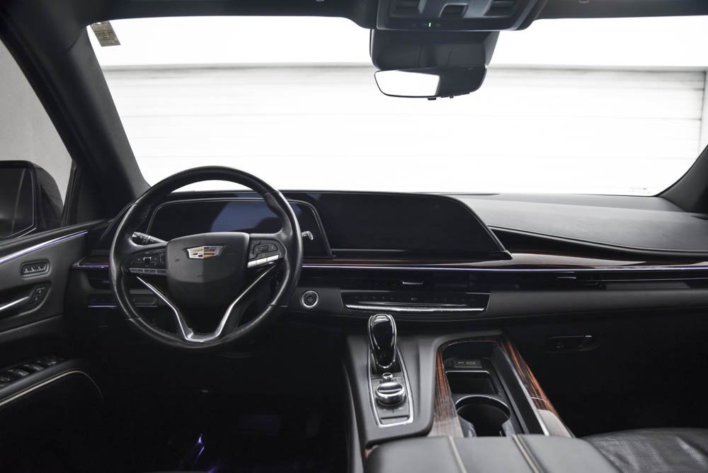 Certified 2023 Cadillac Escalade ESV Premium Luxury image 22