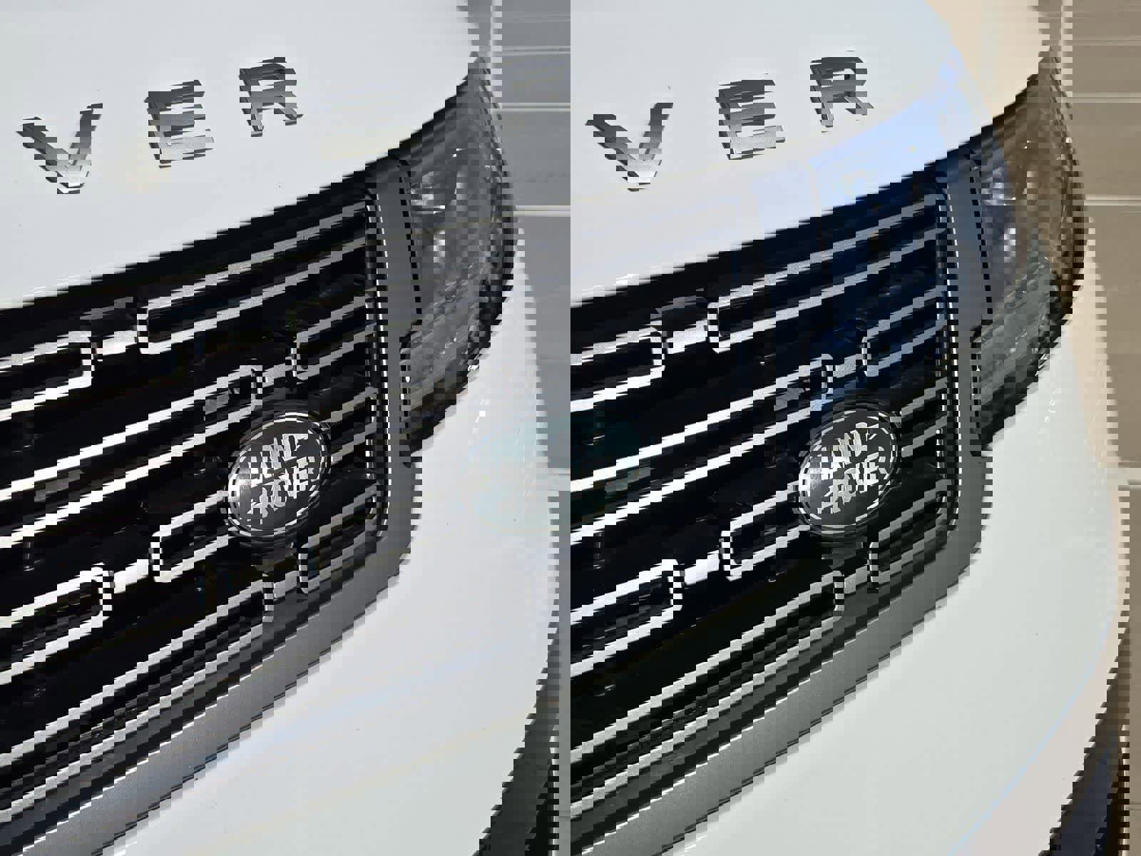 Used 2024 Land Rover Range Rover Sport SE image 10