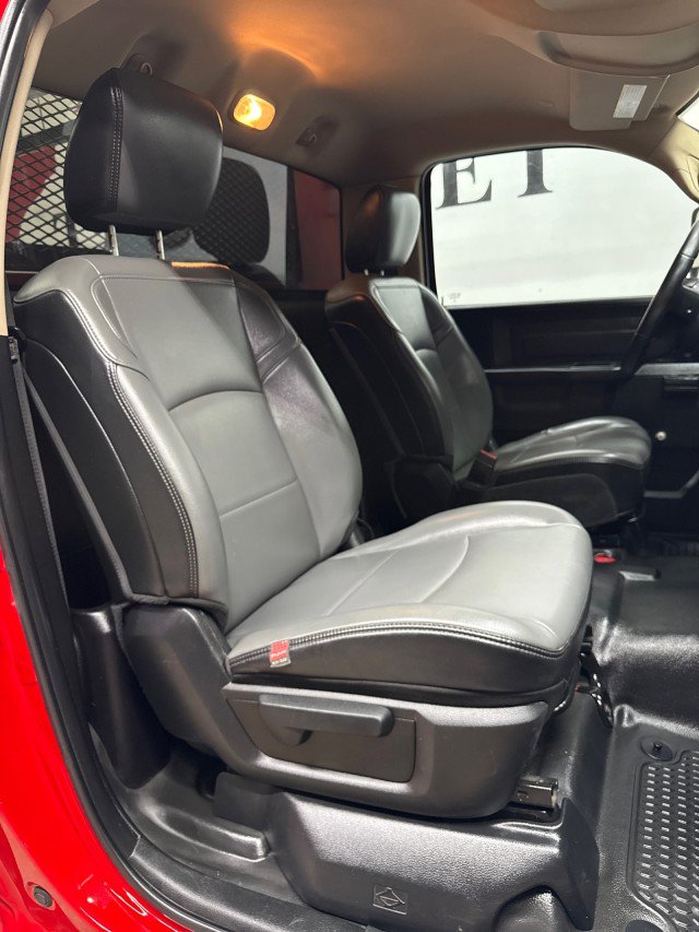 Used 2020 RAM 3500 Tradesman w/ Chrome Appearance Group image 19