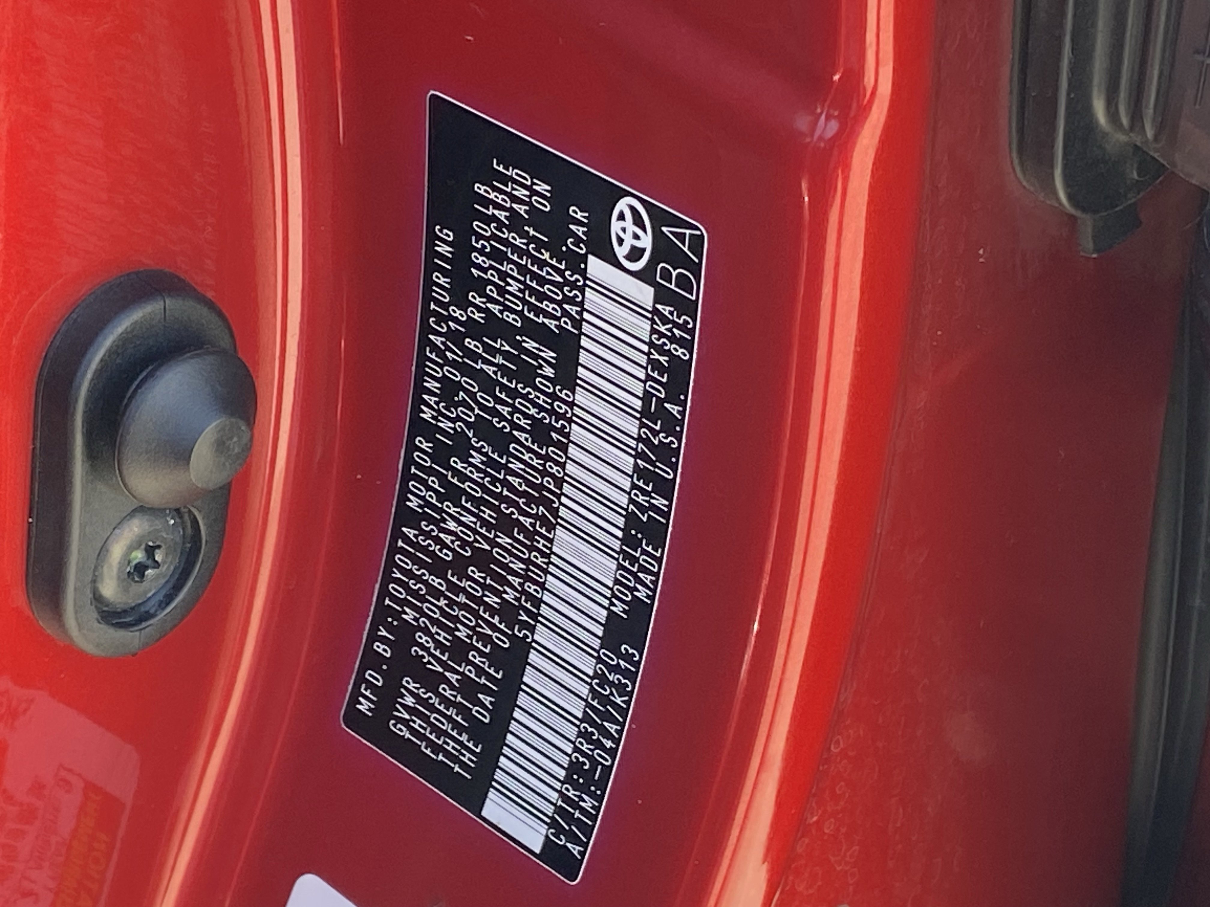 Used 2018 Toyota Corolla SE w/ Carpet Mat Package (TMS) FWD image 30