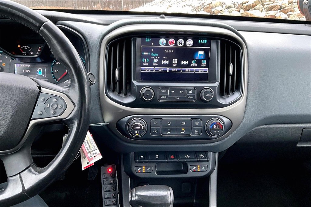 Used 2017 Chevrolet Colorado Z71 image 30