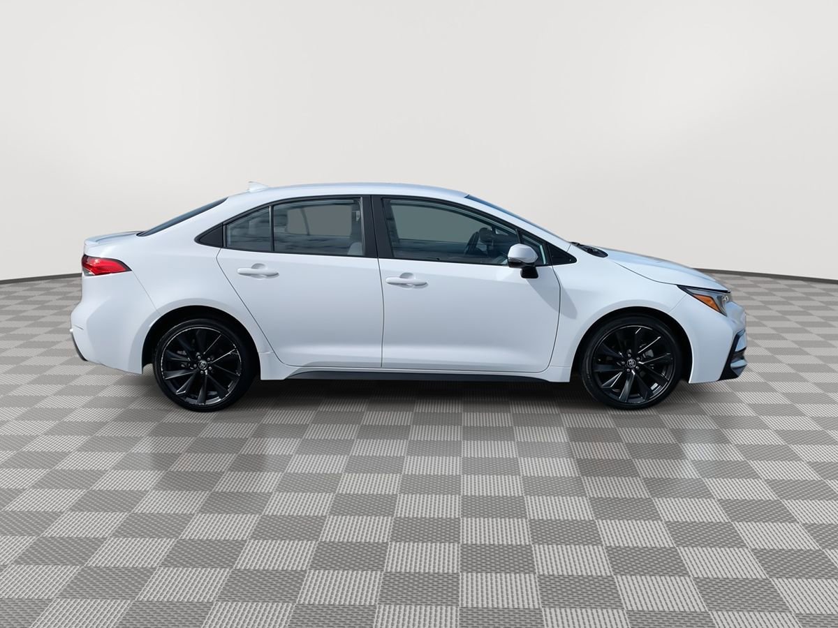 Used 2023 Toyota Corolla SE image 8