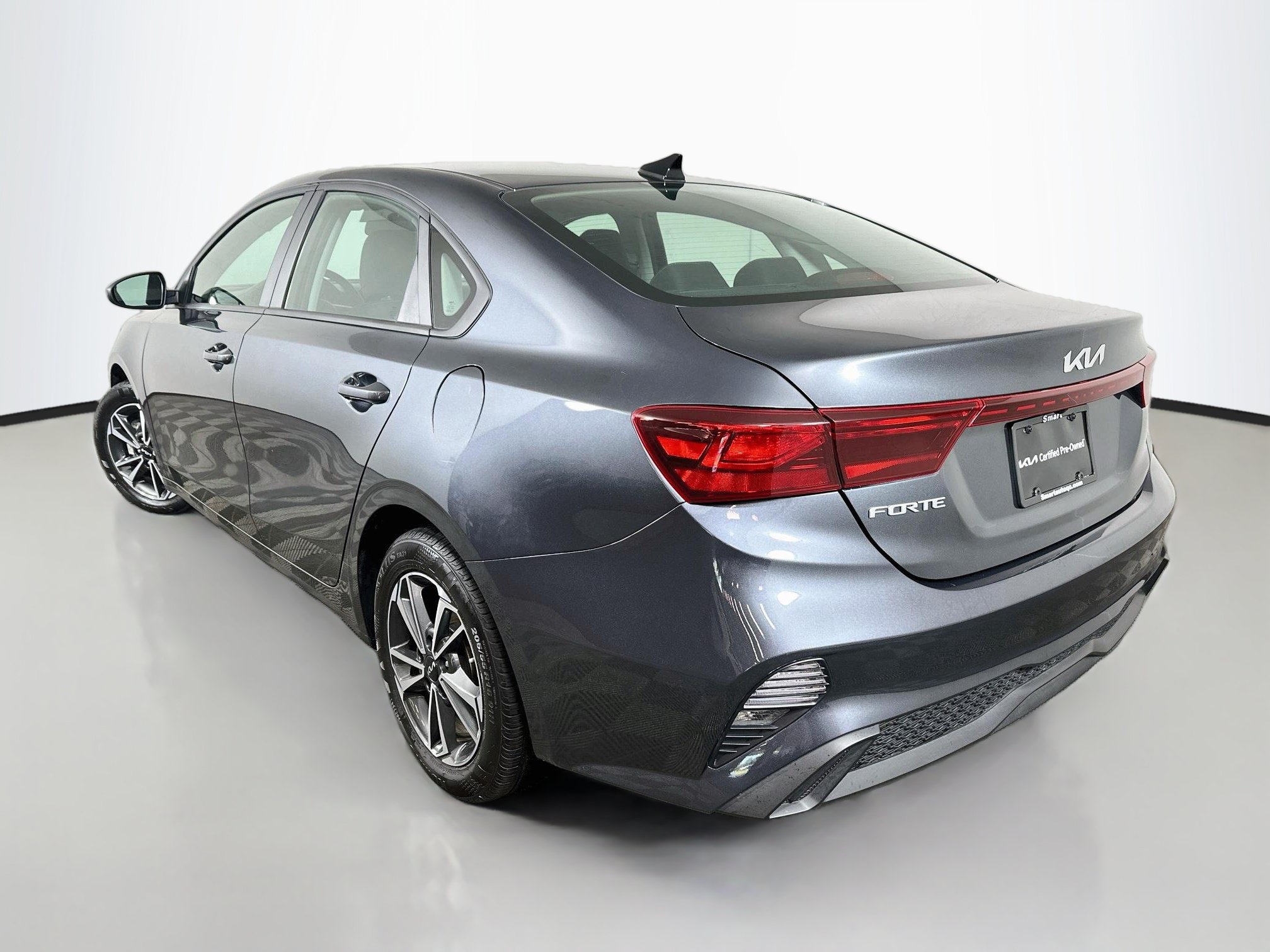 Certified 2024 Kia Forte LXS FWD image 5
