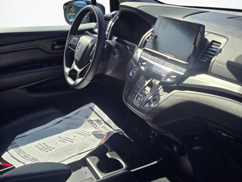 Used 2025 Honda Odyssey EX-L image 24