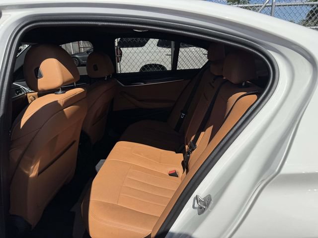 Used 2023 BMW 530i w/ M Sport Package RWD image 16
