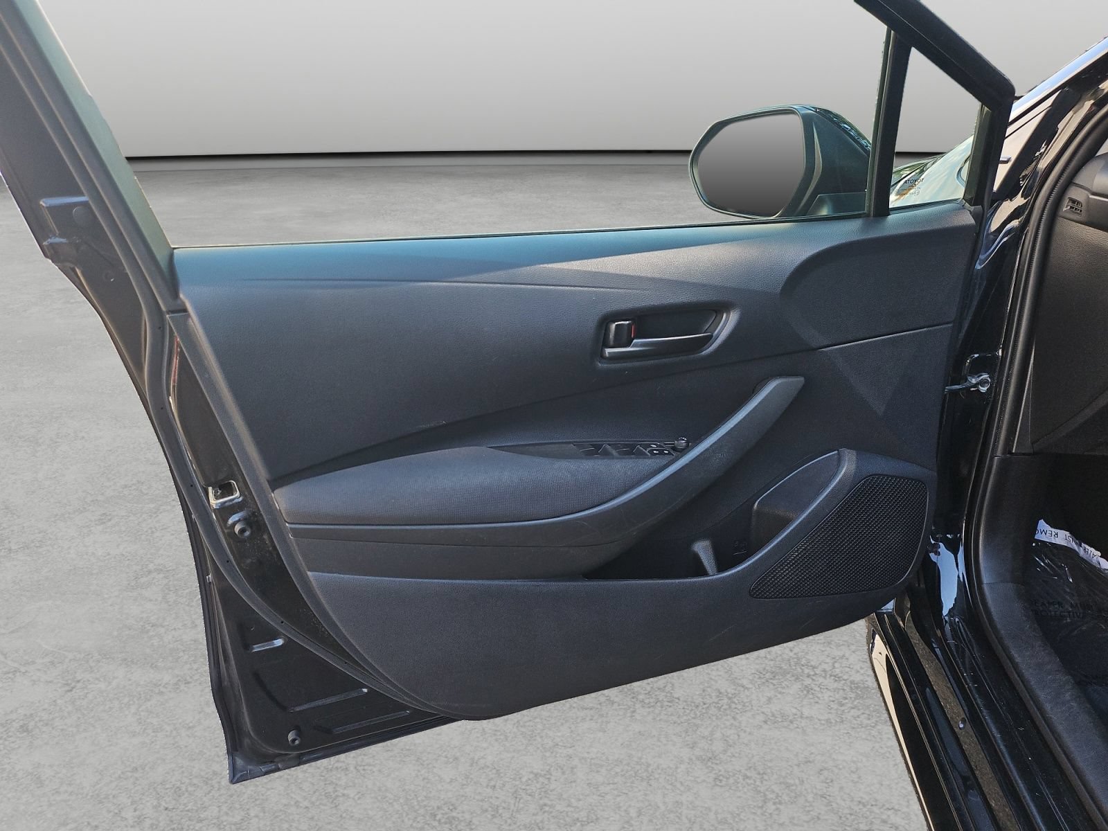 Used 2024 Toyota Corolla LE FWD image 34