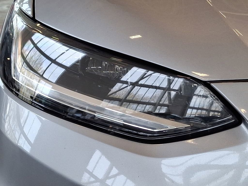Used 2024 Honda HR-V LX image 12
