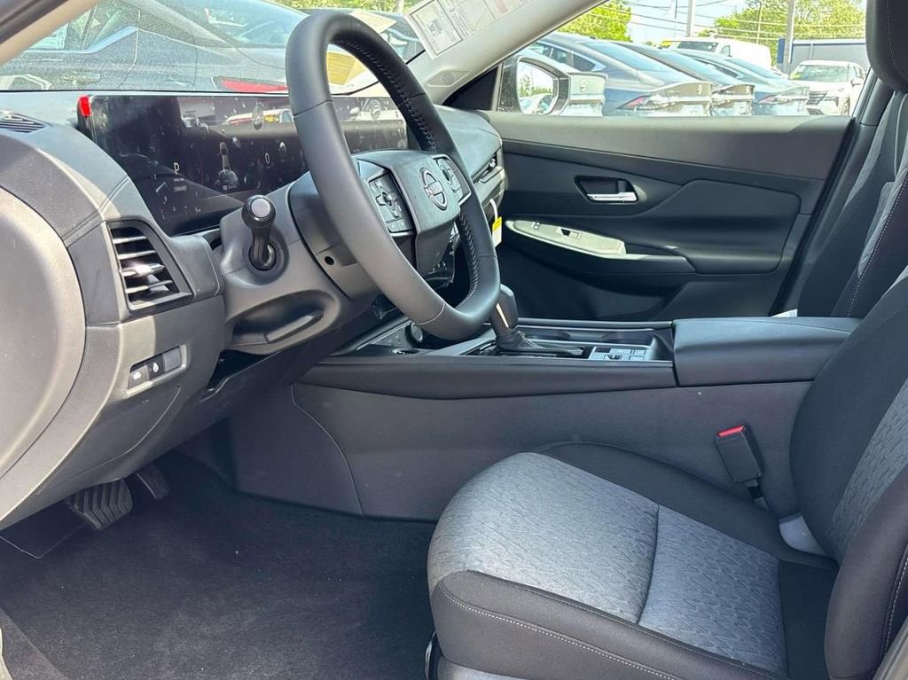 New 2026 Nissan Sentra SV FWD image 6