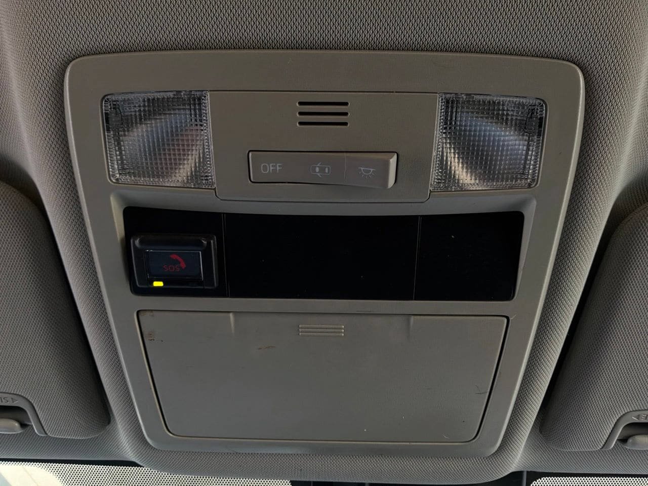 Used 2021 Toyota Tacoma SR5 AWD/4WD image 19