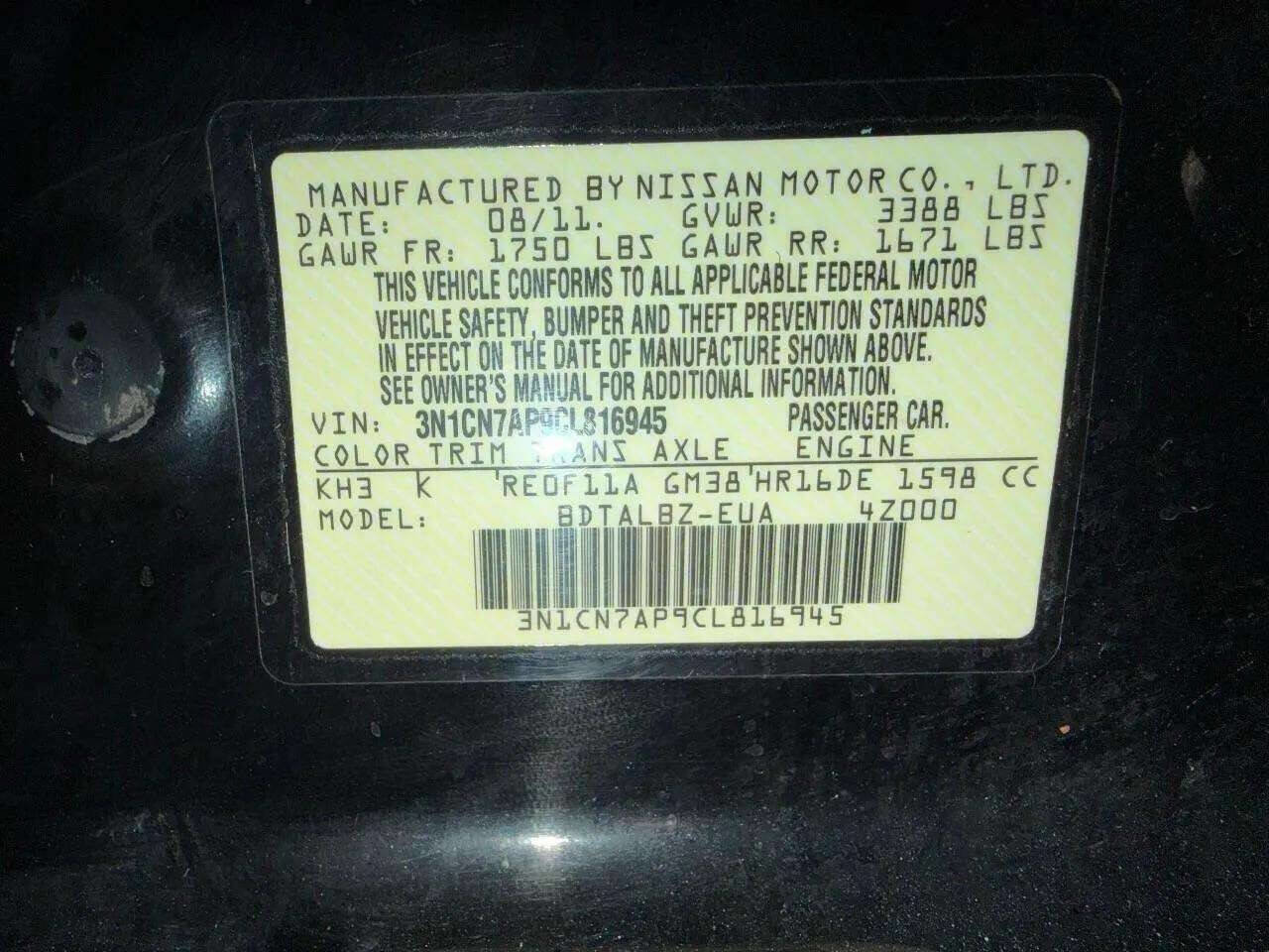 Used 2012 Nissan Versa SV image 18