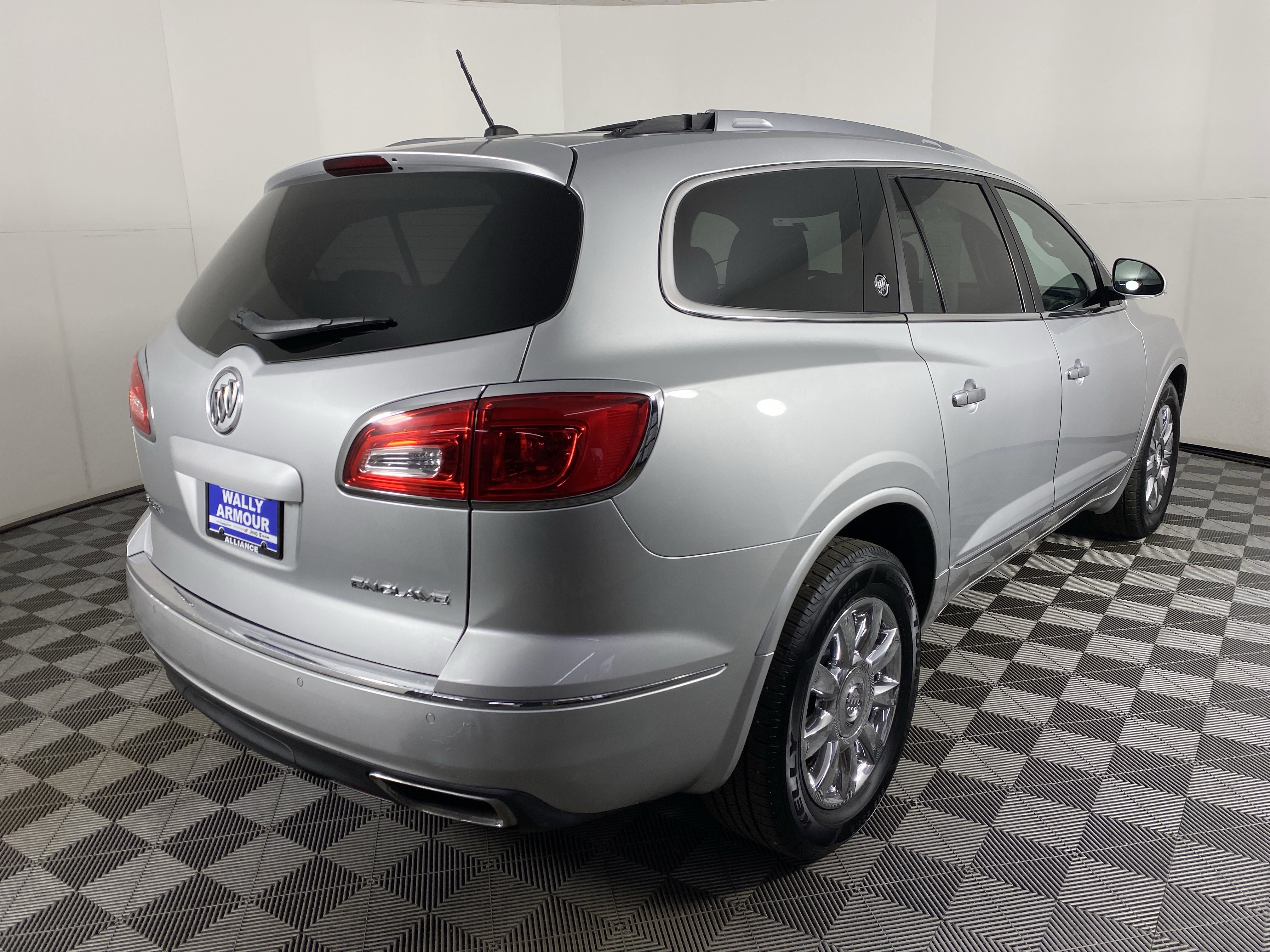 Used 2013 Buick Enclave Leather image 6