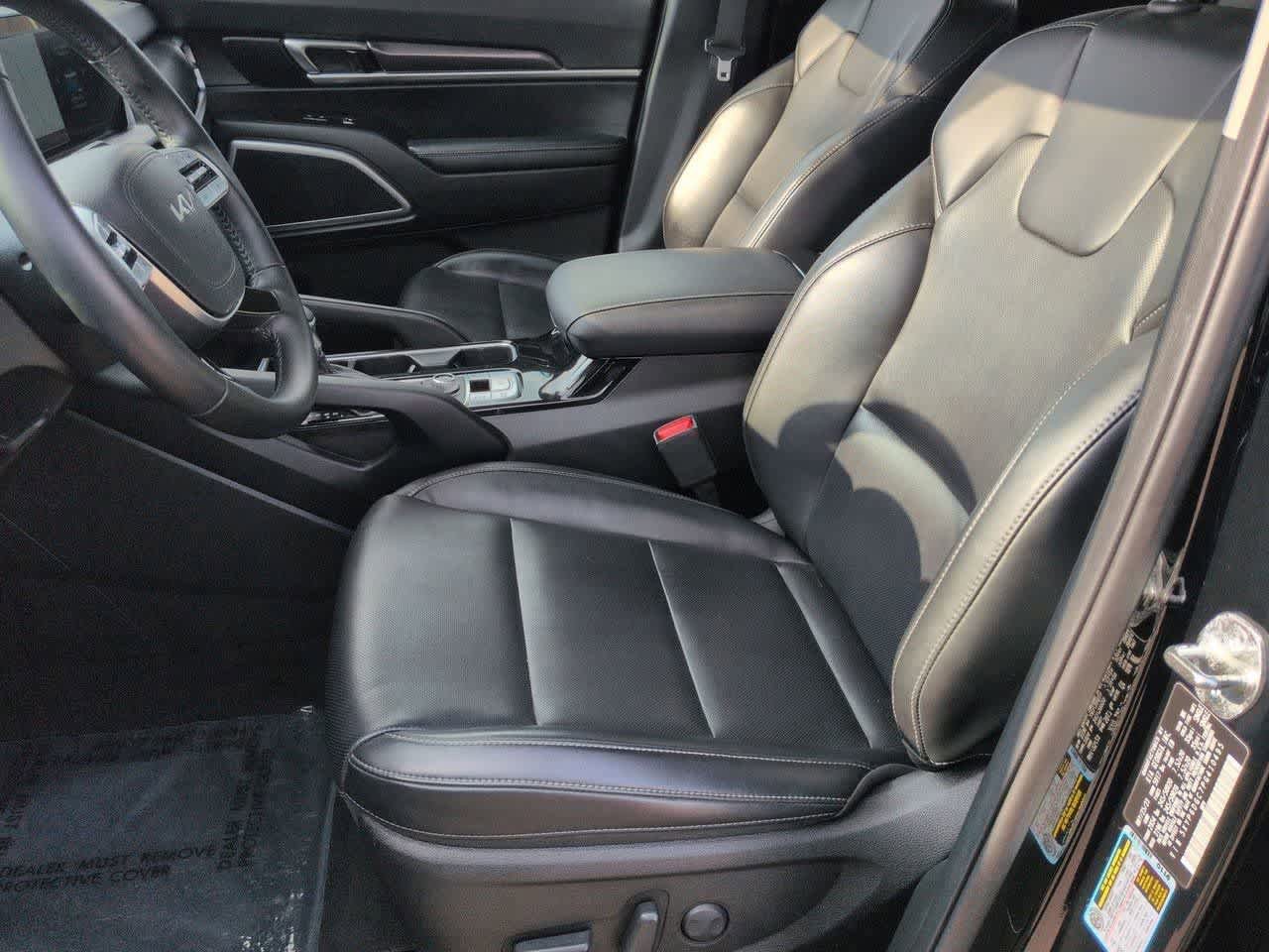 Used 2023 Kia Telluride S AWD/4WD image 16
