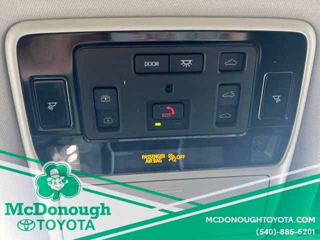 Used 2025 Toyota Grand Highlander AWD image 21