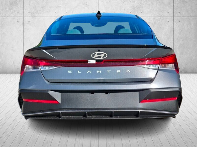 Certified 2026 Hyundai Elantra Sport FWD image 4
