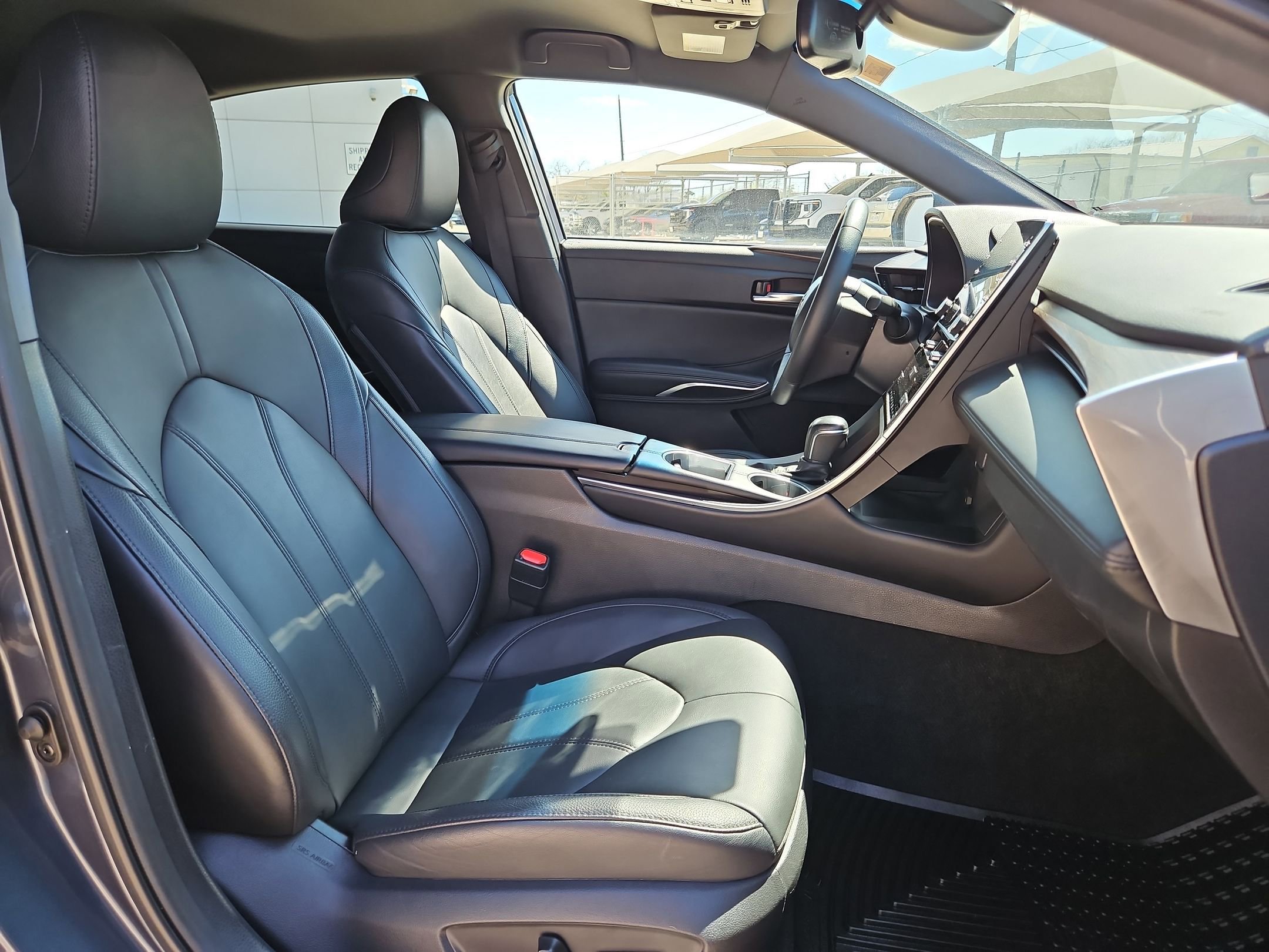 Used 2022 Toyota Avalon XLE FWD image 28