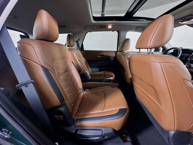 Certified 2022 Nissan Pathfinder Platinum w/ Cargo Package image 31