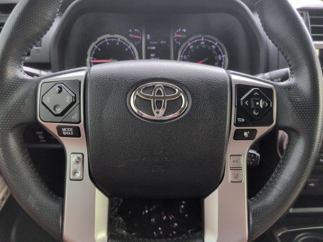 Used 2022 Toyota 4Runner Limited RWD image 30