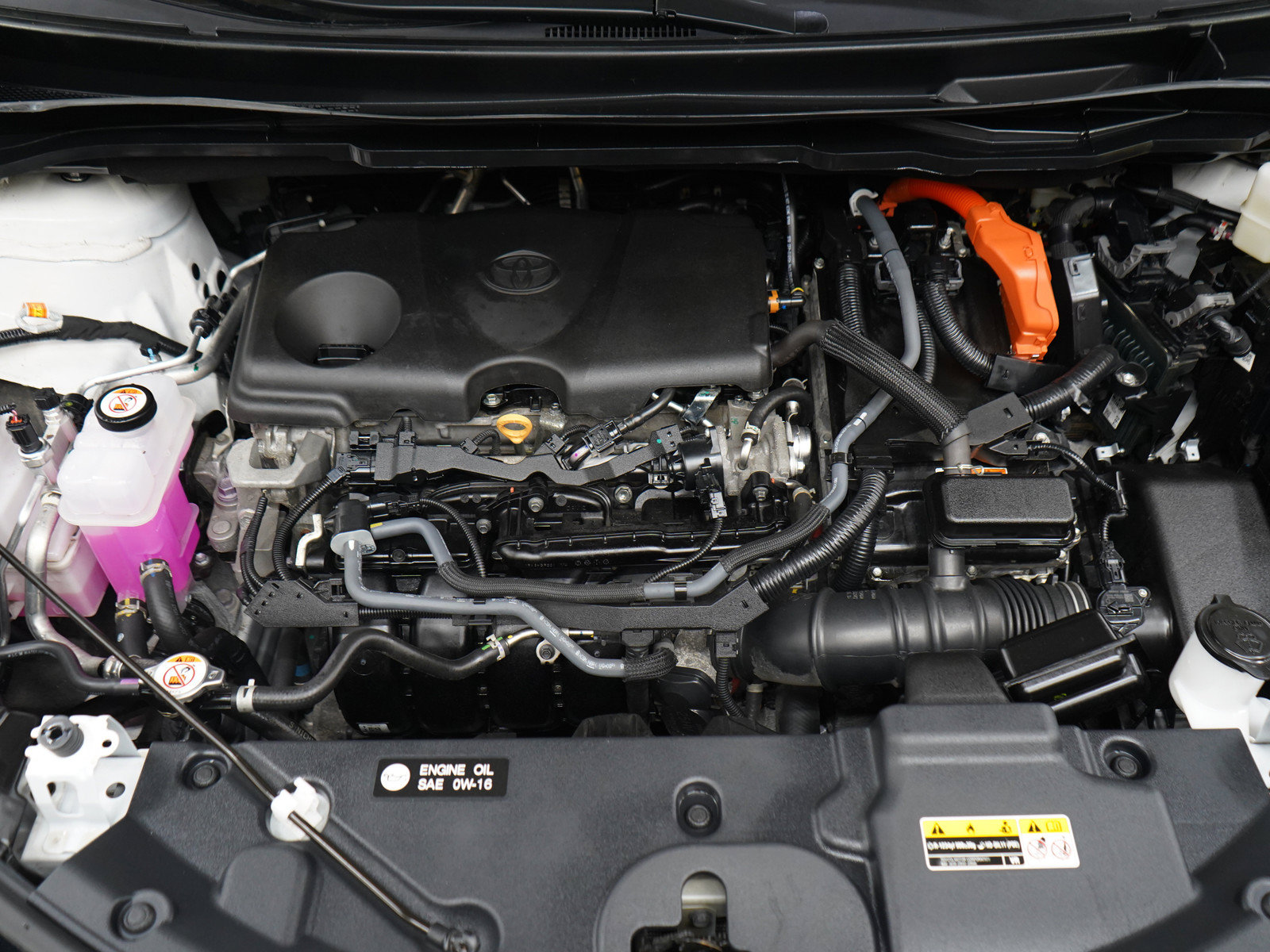 Used 2025 Toyota Sienna XSE AWD/4WD image 32