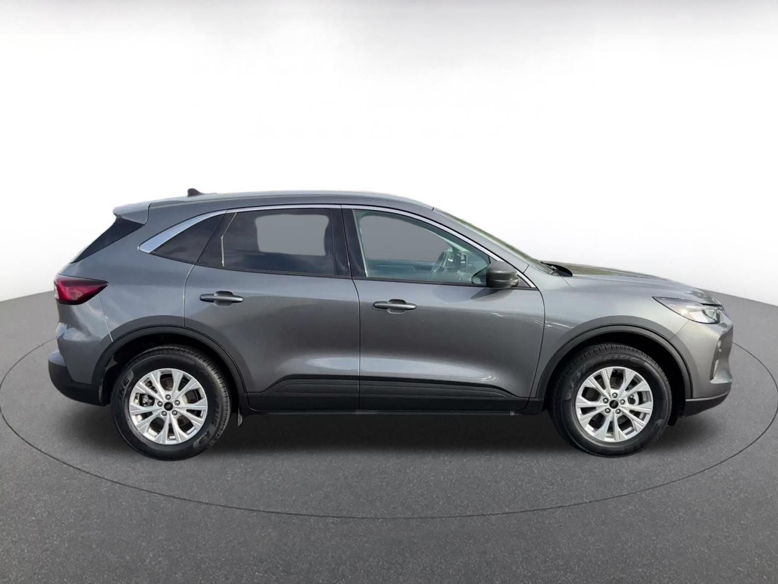Used 2024 Ford Escape Active AWD/4WD image 15
