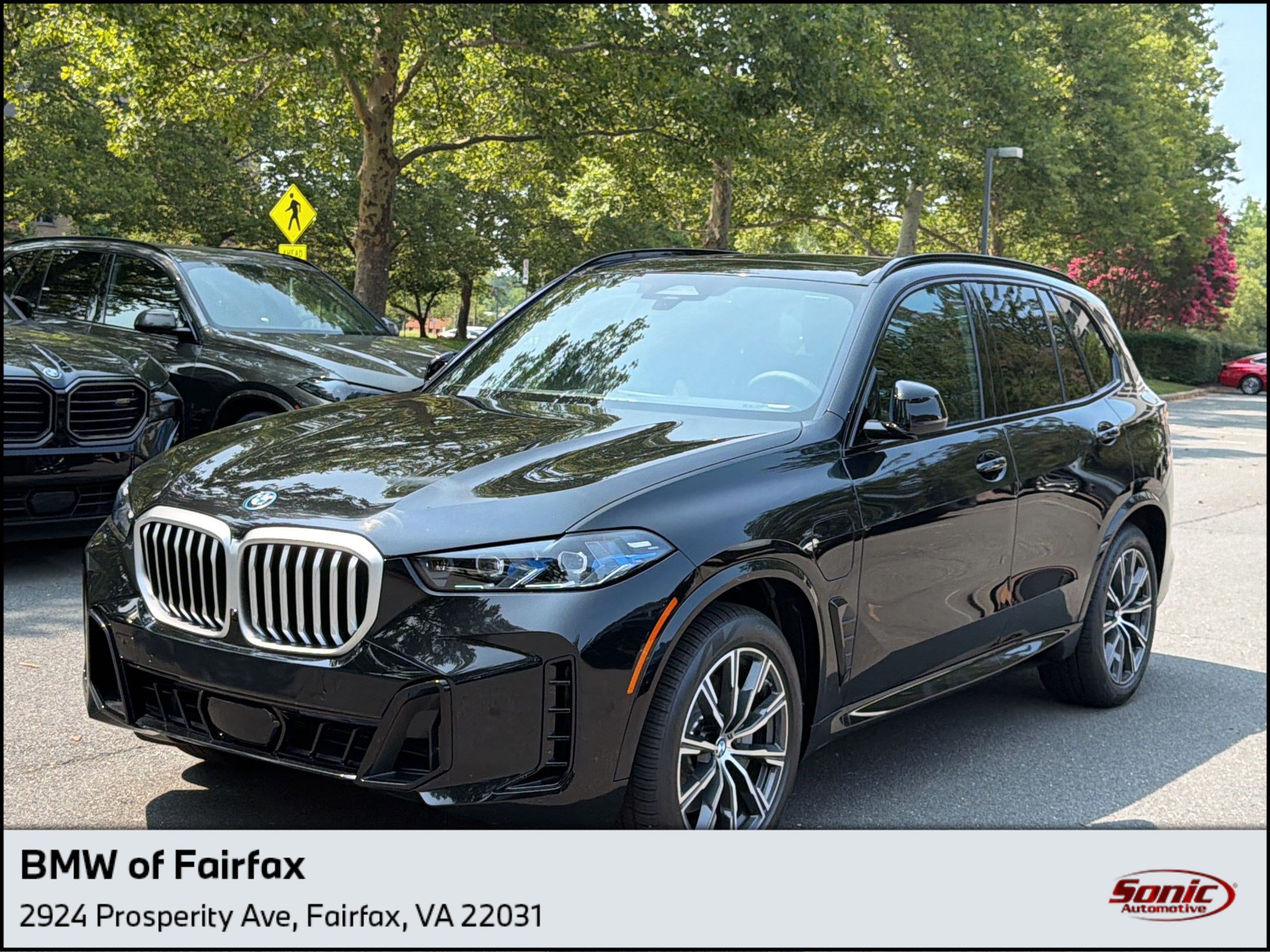 New 2026 BMW X5 xDrive50e w/ M Sport Package AWD/4WD image 1
