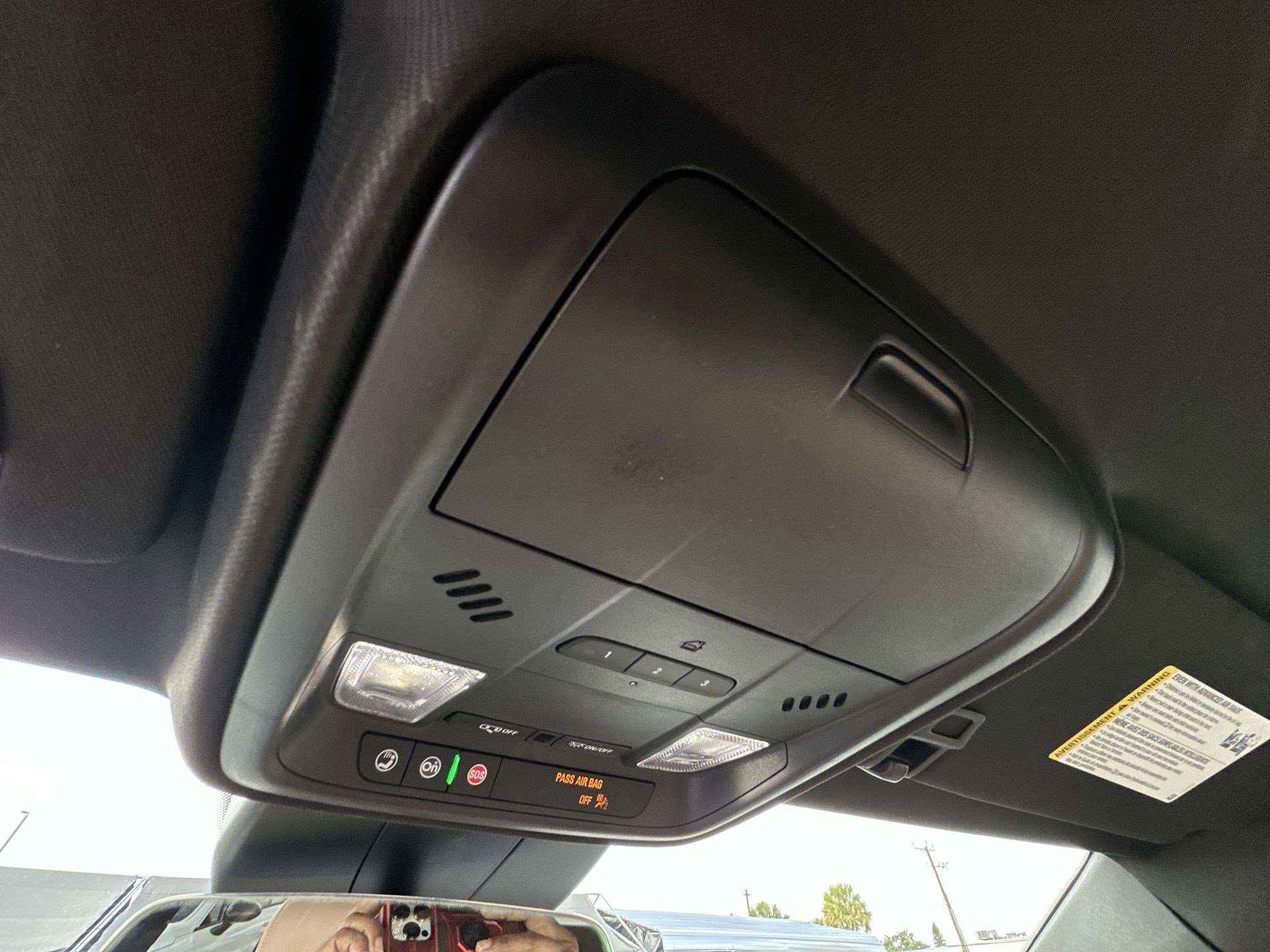 Used 2024 Cadillac XT4 Luxury w/ Cold Weather Package image 16