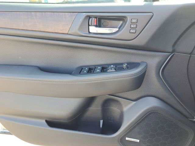 Used 2017 Subaru Outback 2.5i Limited image 19