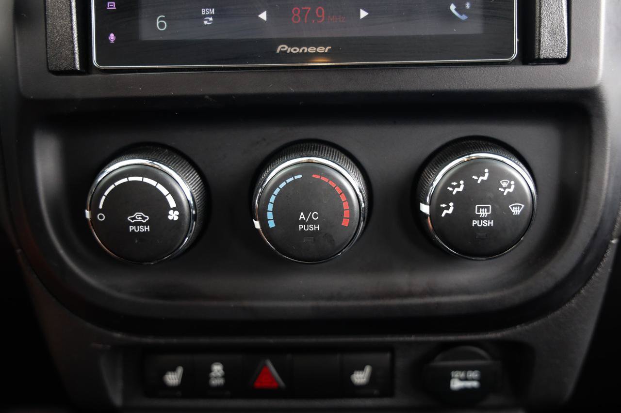 Used 2016 Jeep Compass Sport w/ Power Value Group FWD image 30