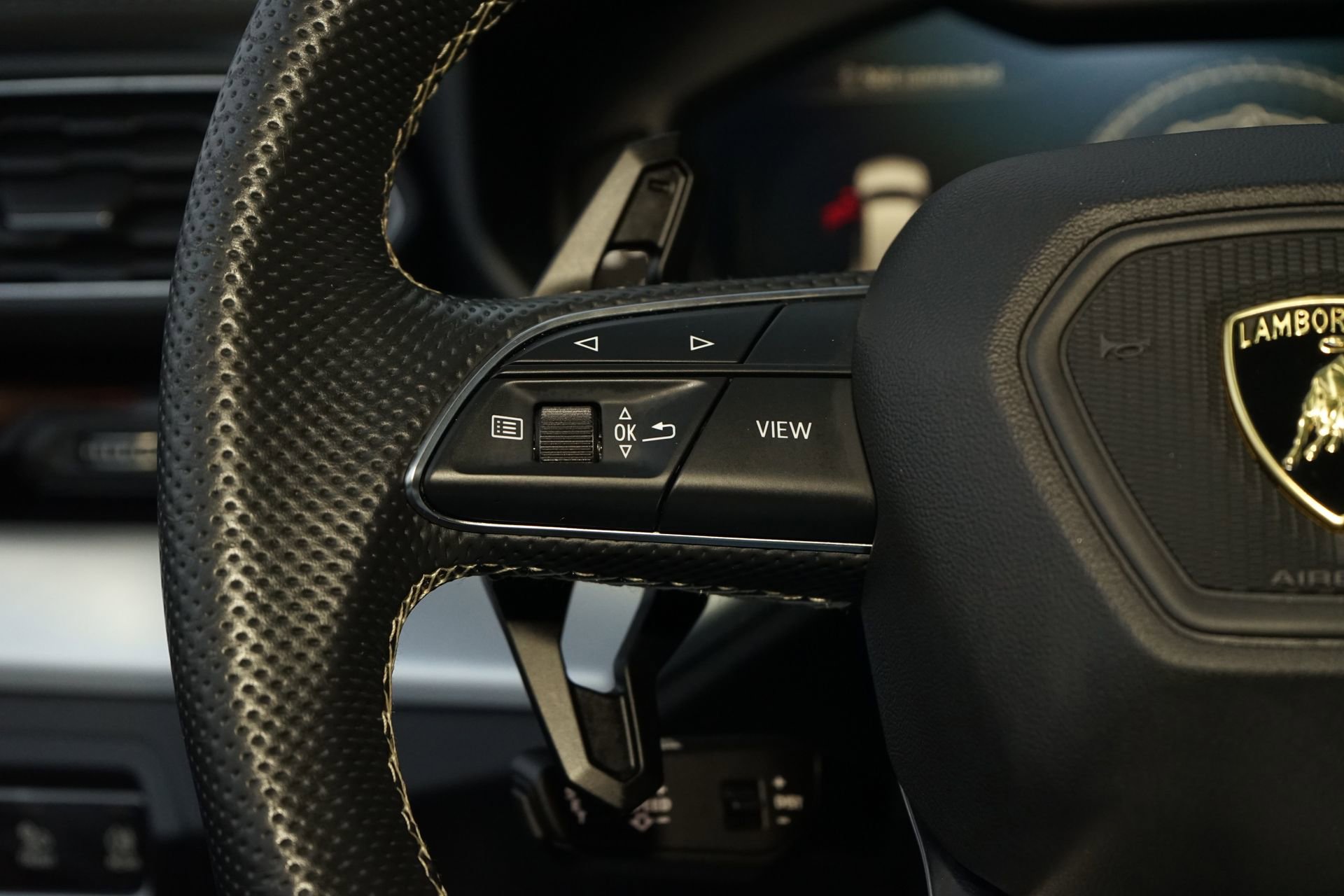 Used 2019 Lamborghini Urus image 14