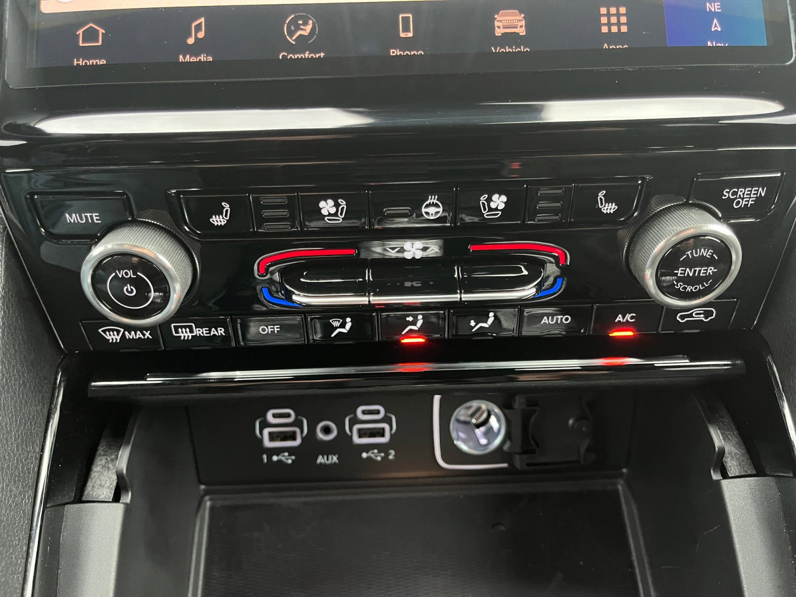 Used 2024 Jeep Grand Cherokee L Summit w/ Advanced Protech Group IV image 6