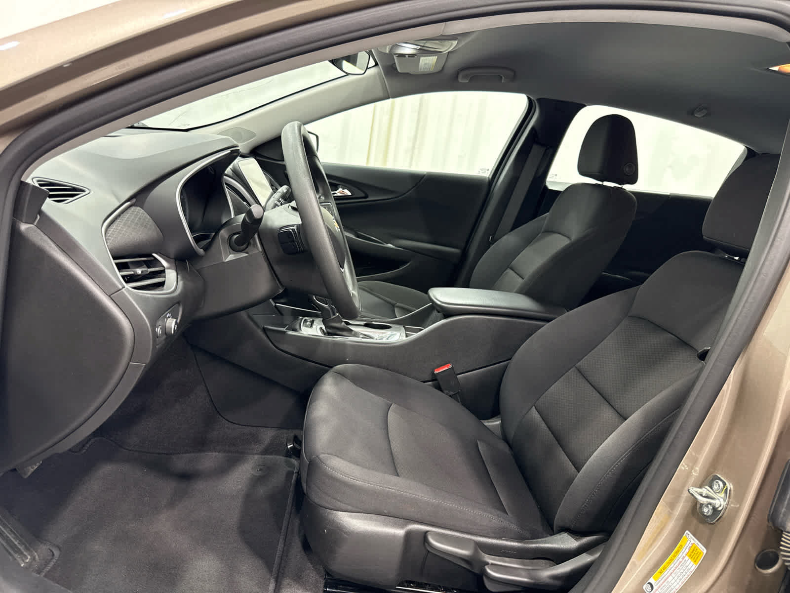 Certified 2022 Chevrolet Malibu LS FWD image 11