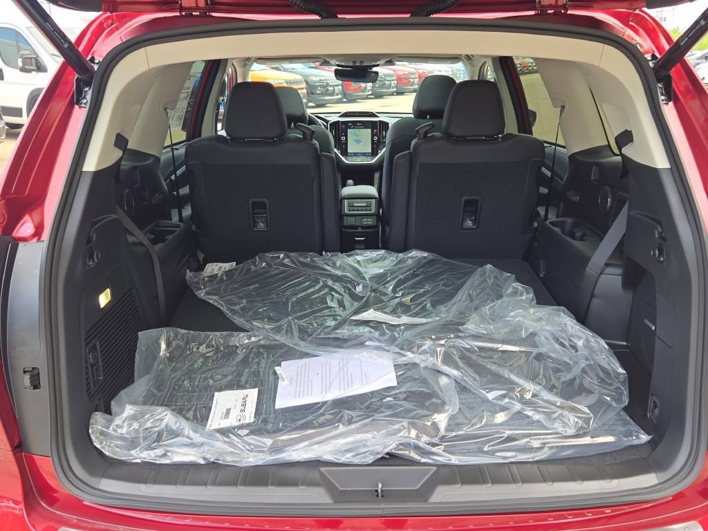 New 2026 Subaru Ascent Limited AWD/4WD image 17