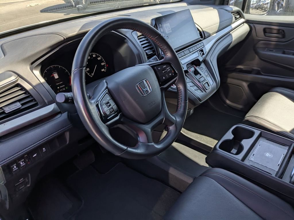 Used 2025 Honda Odyssey Sport-L image 15
