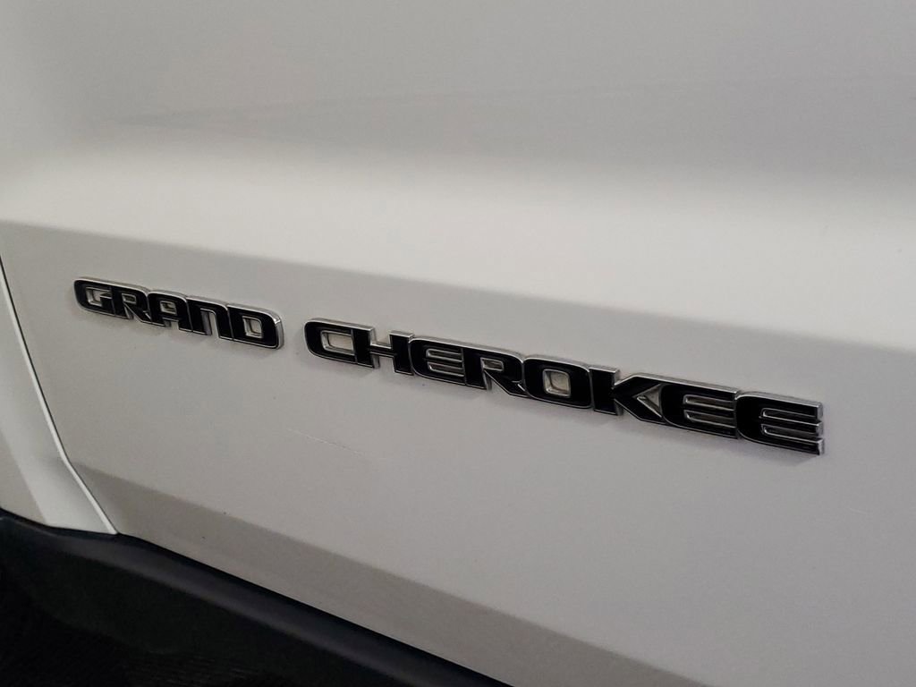 Used 2019 Jeep Grand Cherokee Limited image 6