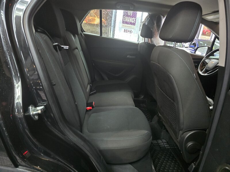 Used 2015 Chevrolet Trax LS FWD image 16