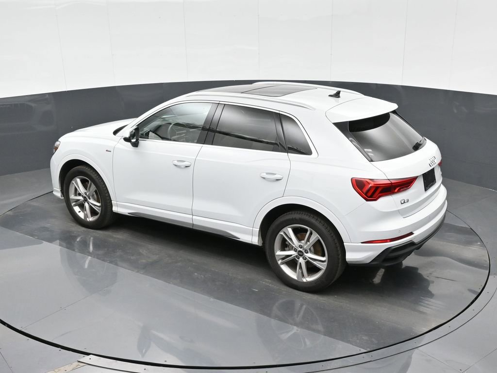 Used 2024 Audi Q3 2.0T Premium Plus w/ Premium Plus Package image 22