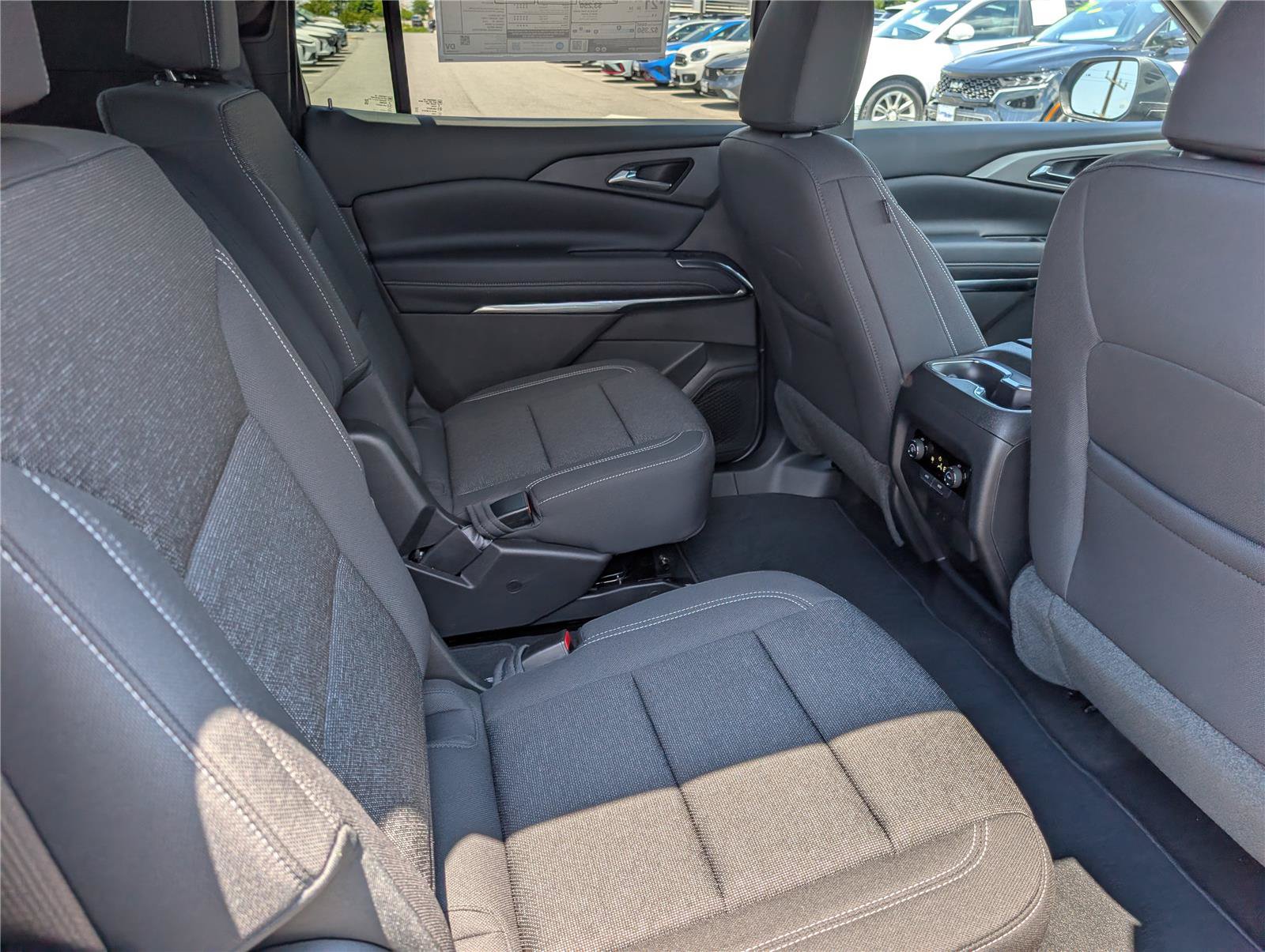 New 2026 Chevrolet Traverse LT w/ Driver Confidence Package AWD/4WD image 7
