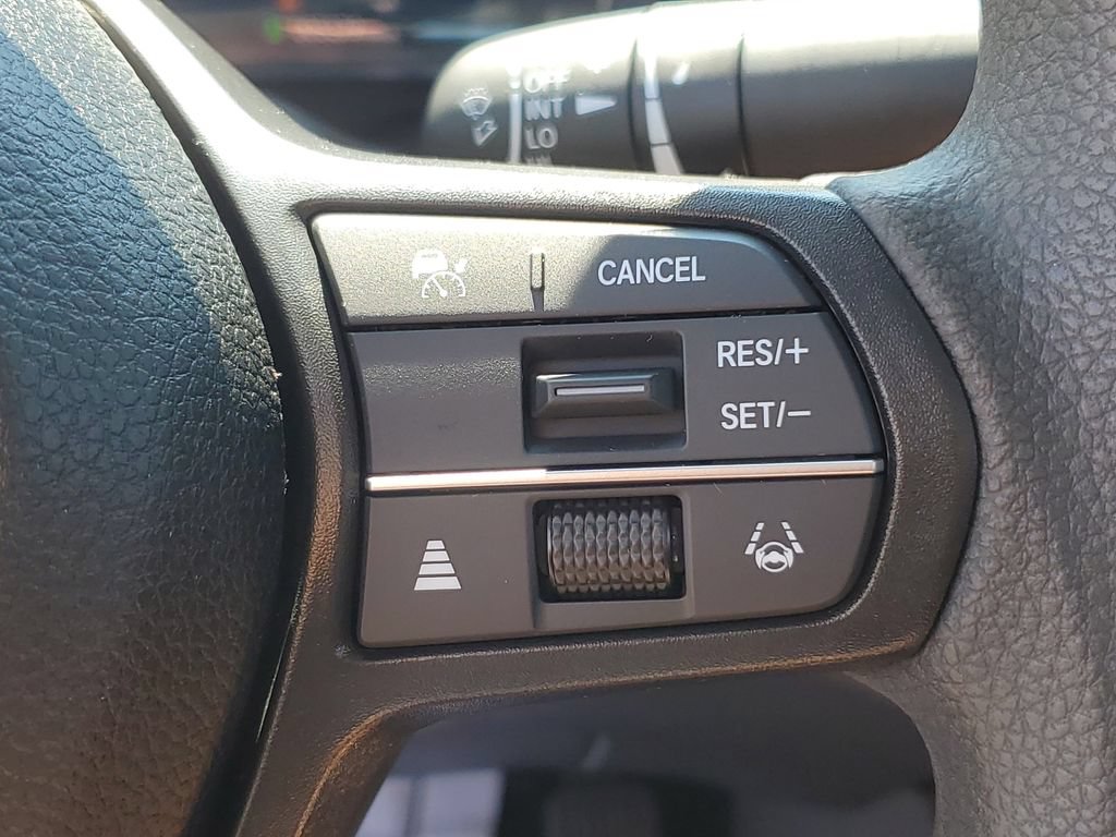 Used 2025 Honda Accord SE image 12