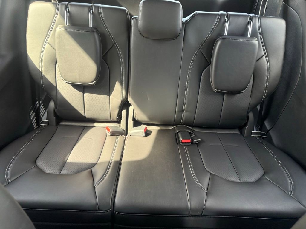 New 2027 Chrysler Pacifica Select FWD image 56